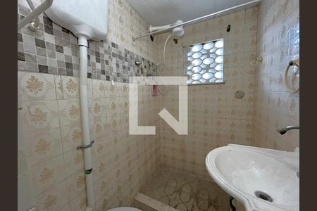 Banheiro da Suíte de casa para alugar com 1 quarto, 45m² em Cascadura, Rio de Janeiro