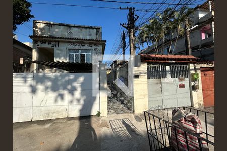 Fachada de casa para alugar com 1 quarto, 45m² em Cascadura, Rio de Janeiro