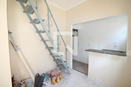 Sala de casa para alugar com 1 quarto, 45m² em Cascadura, Rio de Janeiro