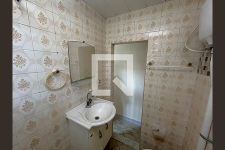 Banheiro da Suíte de casa para alugar com 1 quarto, 45m² em Cascadura, Rio de Janeiro
