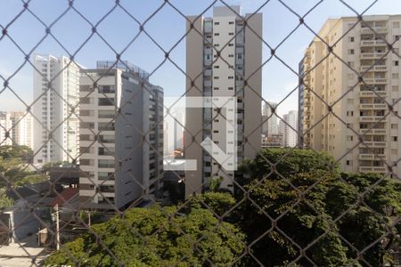 Vista de apartamento para alugar com 4 quartos, 143m² em Moema, São Paulo