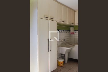 Área de Serviço de casa de condomínio para alugar com 4 quartos, 495m² em Jardim Sao Paulo Ii, Cotia