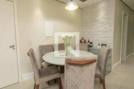 Sala de apartamento para alugar com 3 quartos, 85m² em Jardim Itu, Porto Alegre