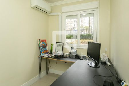 Quarto 1 de apartamento para alugar com 3 quartos, 85m² em Jardim Itu, Porto Alegre