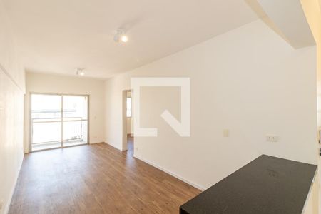 Sala de apartamento à venda com 2 quartos, 58m² em Vila Olímpia, São Paulo