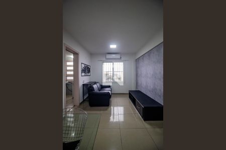 Sala de apartamento para alugar com 1 quarto, 48m² em Nonoai, Porto Alegre