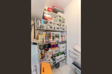 Quarto de Serviço de apartamento à venda com 2 quartos, 84m² em Bela Vista, São Paulo