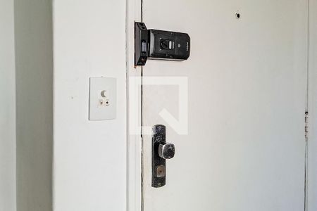 Fechadura eletrônica de apartamento para alugar com 2 quartos, 88m² em Guilhermina, Praia Grande