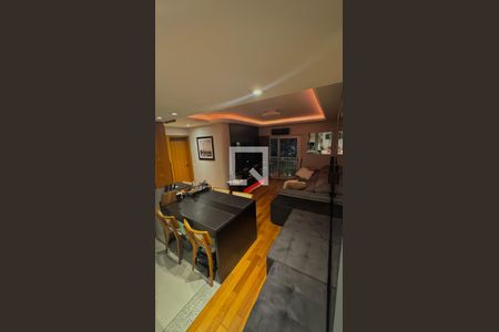 Sala de apartamento à venda com 2 quartos, 70m² em Vila Olímpia, São Paulo