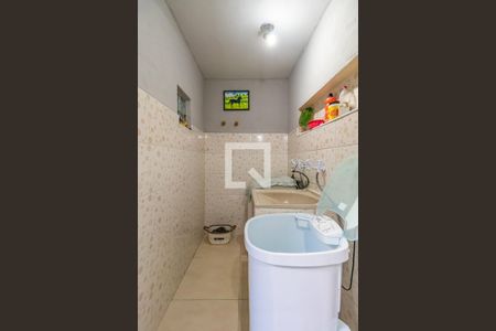 Área de Serviço de casa para alugar com 2 quartos, 125m² em Jardim Maria Helena, Barueri