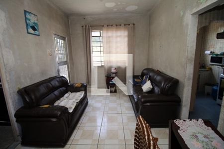 Sala de casa à venda com 2 quartos, 110m² em Irajá, Rio de Janeiro