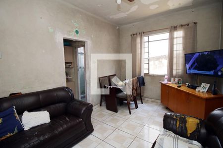 Sala de casa à venda com 2 quartos, 110m² em Irajá, Rio de Janeiro