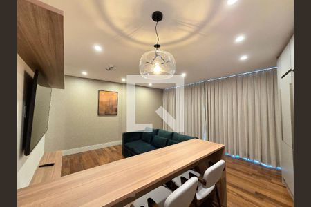 Sala/Cozinha de apartamento à venda com 2 quartos, 73m² em Vila Olímpia, São Paulo