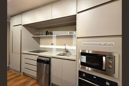 Sala/Cozinha de apartamento à venda com 2 quartos, 73m² em Vila Olímpia, São Paulo