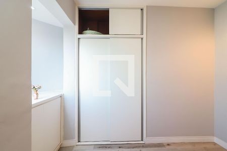 Quarto 1 de apartamento para alugar com 2 quartos, 55m² em Jardim Boa Vista (zona Oeste), São Paulo