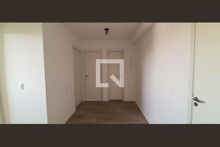 Sala de apartamento à venda com 2 quartos, 36m² em Metalúrgicos, Osasco