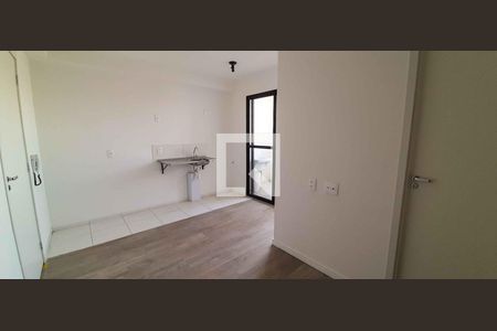 Sala de apartamento à venda com 2 quartos, 36m² em Metalúrgicos, Osasco