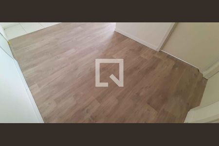 Sala de apartamento à venda com 2 quartos, 36m² em Metalúrgicos, Osasco