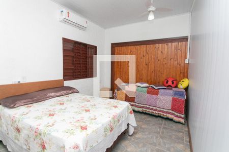 Quarto 1 de casa à venda com 2 quartos, 302m² em São João, Porto Alegre