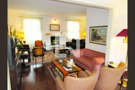 Casa à venda com 3 quartos, 200m² em Campo Belo, São Paulo