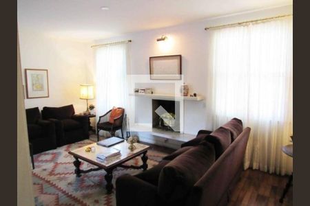 Casa à venda com 3 quartos, 200m² em Campo Belo, São Paulo