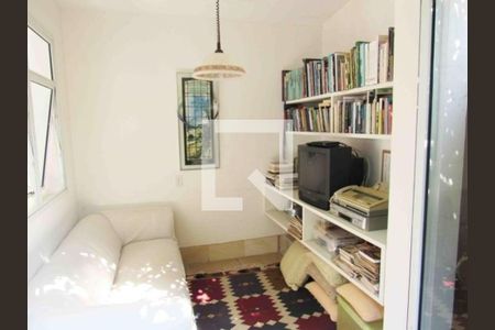 Casa à venda com 3 quartos, 200m² em Campo Belo, São Paulo