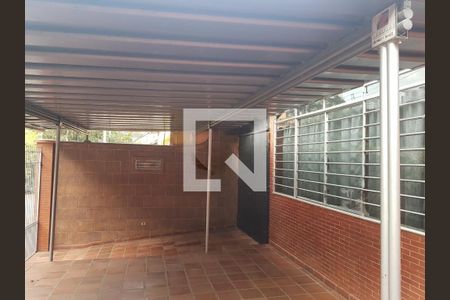 Casa à venda com 3 quartos, 204m² em Parque Colonial, São Paulo