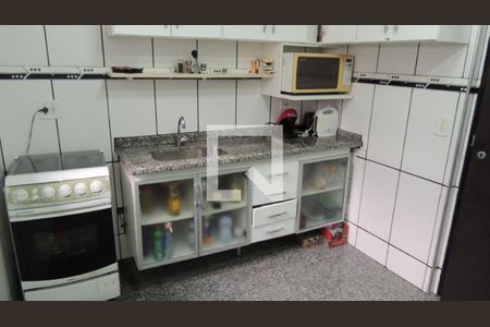 Casa à venda com 2 quartos, 70m² em Vila Campo Grande, São Paulo