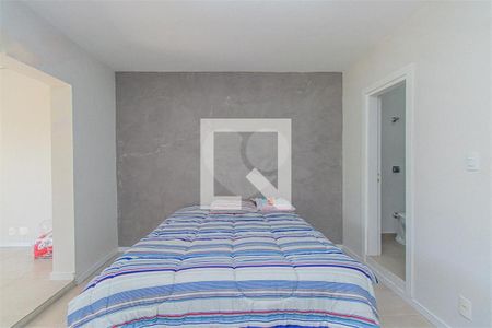 Casa à venda com 2 quartos, 102m² em Vila Campo Grande, São Paulo