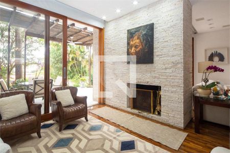 Casa à venda com 3 quartos, 400m² em Brooklin, São Paulo