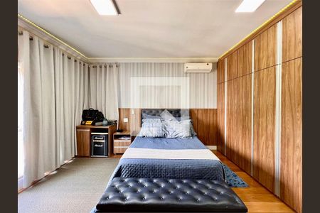 Casa à venda com 5 quartos, 374m² em Residencial Tres (Alphaville), Santana de Parnaíba