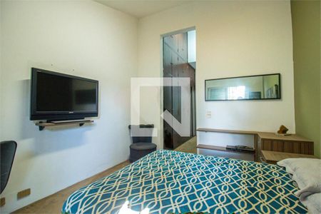 Casa à venda com 3 quartos, 350m² em Jardim Prudência, São Paulo