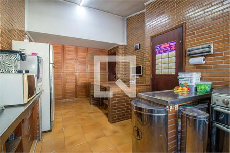 Casa à venda com 3 quartos, 350m² em Jardim Prudência, São Paulo