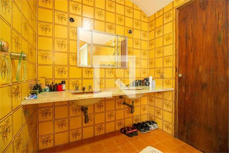 Casa à venda com 3 quartos, 350m² em Jardim Prudência, São Paulo