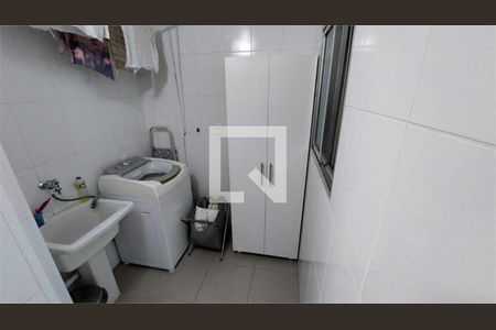 Apartamento à venda com 2 quartos, 64m² em Jardim Santa Emilia, São Paulo