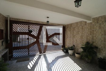 Garagem de casa à venda com 2 quartos, 140m² em Jardim Vila Formosa, São Paulo