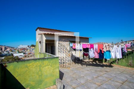 Área externa  de casa à venda com 3 quartos, 209m² em Vila Mazzei, Santo André