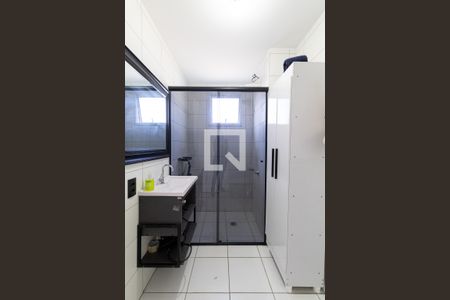Banheiro de apartamento à venda com 2 quartos, 47m² em Vila Silvia, São Paulo