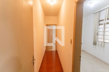 Corredor de casa à venda com 2 quartos, 351m² em Santa Efigênia, Belo Horizonte