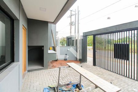 Área externa de casa à venda com 3 quartos, 118m² em São José, Canoas
