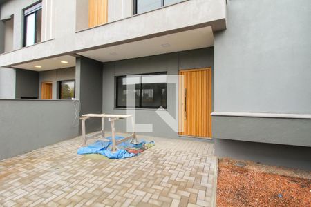 Área externa de casa à venda com 3 quartos, 118m² em São José, Canoas
