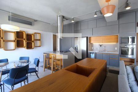 Sala/Cozinha de apartamento à venda com 1 quarto, 140m² em Vila Nova Conceição, São Paulo