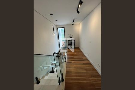 Casa à venda com 3 quartos, 258m² em Olímpico, São Caetano do Sul