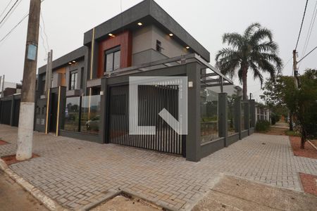 Fachada de casa à venda com 3 quartos, 142m² em São José, Canoas