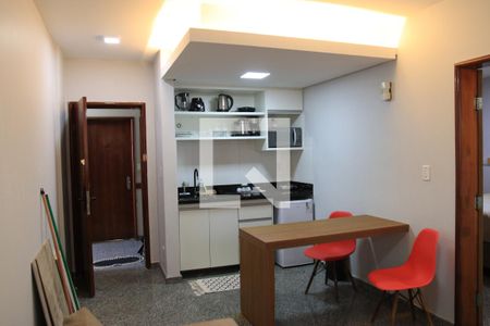 Sala de kitnet/studio para alugar com 1 quarto, 37m² em Setor Central, Goiânia