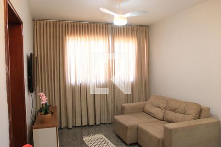 Sala de kitnet/studio para alugar com 1 quarto, 37m² em Setor Central, Goiânia