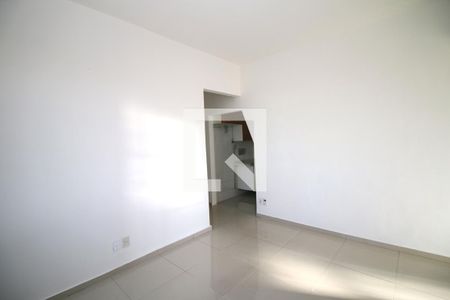 Sala de apartamento à venda com 2 quartos, 62m² em Vaz Lobo, Rio de Janeiro
