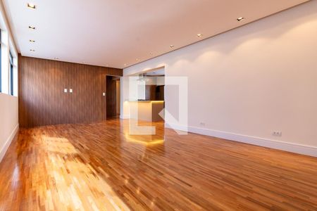 Apartamento à venda com 3 quartos, 180m² em Cerqueira César, São Paulo