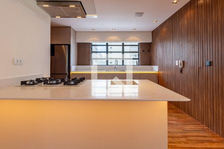 Apartamento à venda com 3 quartos, 180m² em Cerqueira César, São Paulo