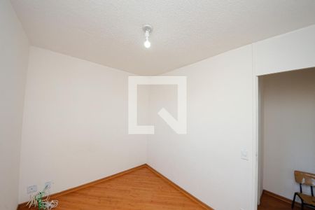 Quarto 2 de apartamento para alugar com 2 quartos, 77m² em Jardim Santa Teresinha, São Paulo